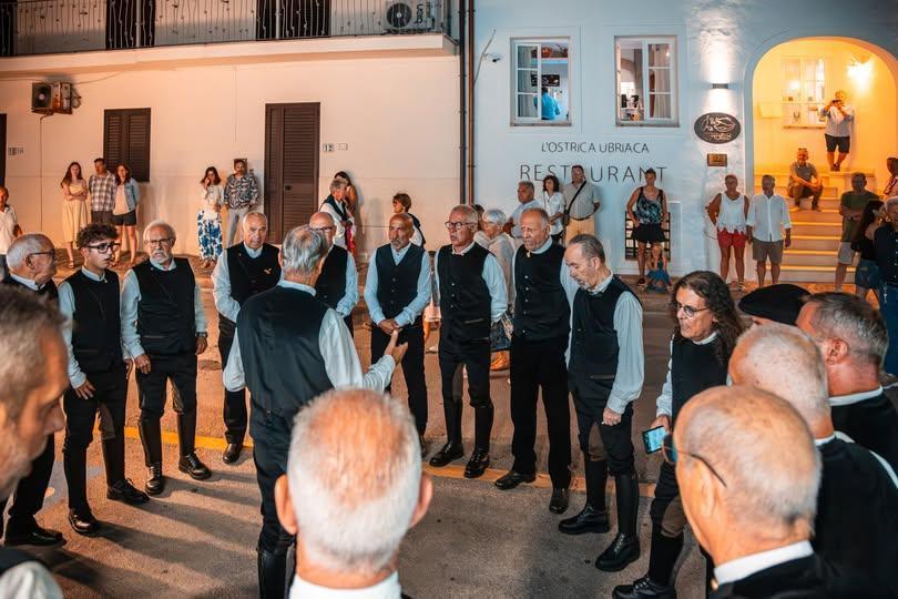 Cori Itineranti (dalle ore 21.00) Cori Itineranti (dalle ore 21.00)