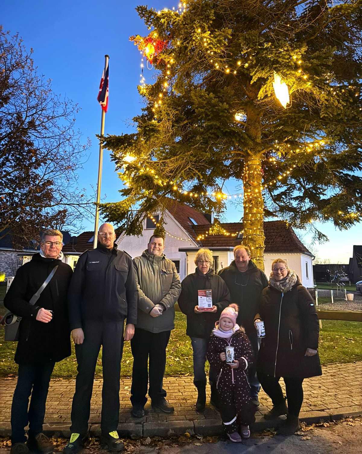 Punschen unterm Tannenbaum Punschen unterm Tannenbaum