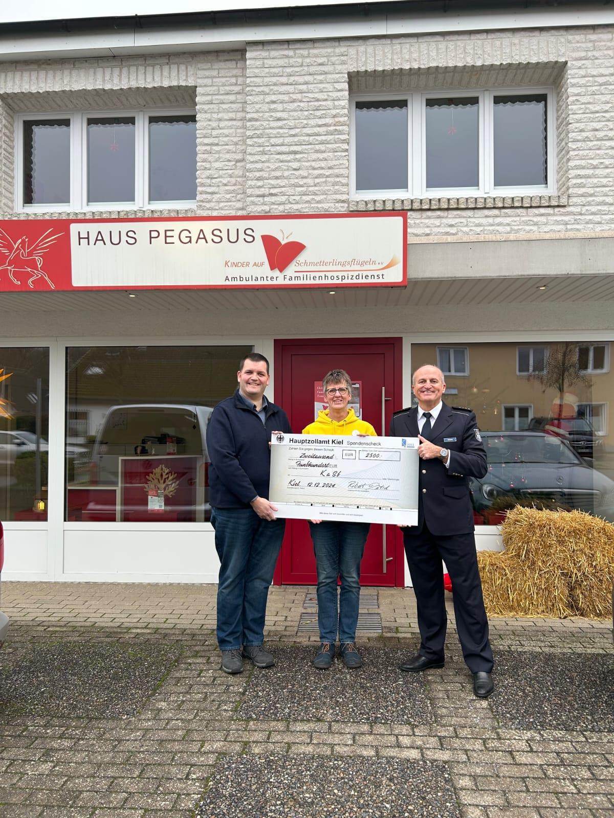 Hallo ihr Lieben draußen an den Bildschirmen 🦋 Hallo ihr Lieben draußen an den Bildschirmen 🦋