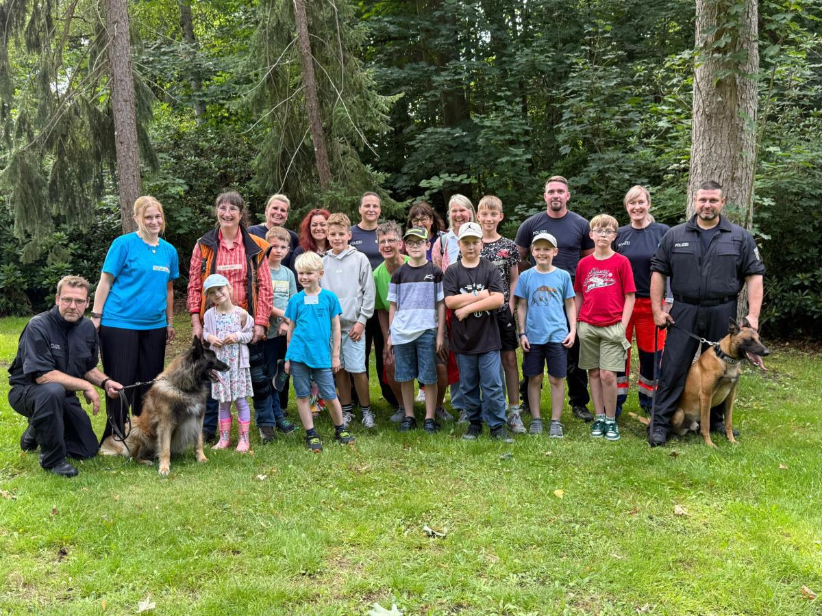 Ferienaktion bei der Bundespolizei-Akademie Lübeck Ferienaktion bei der Bundespolizei-Akademie Lübeck