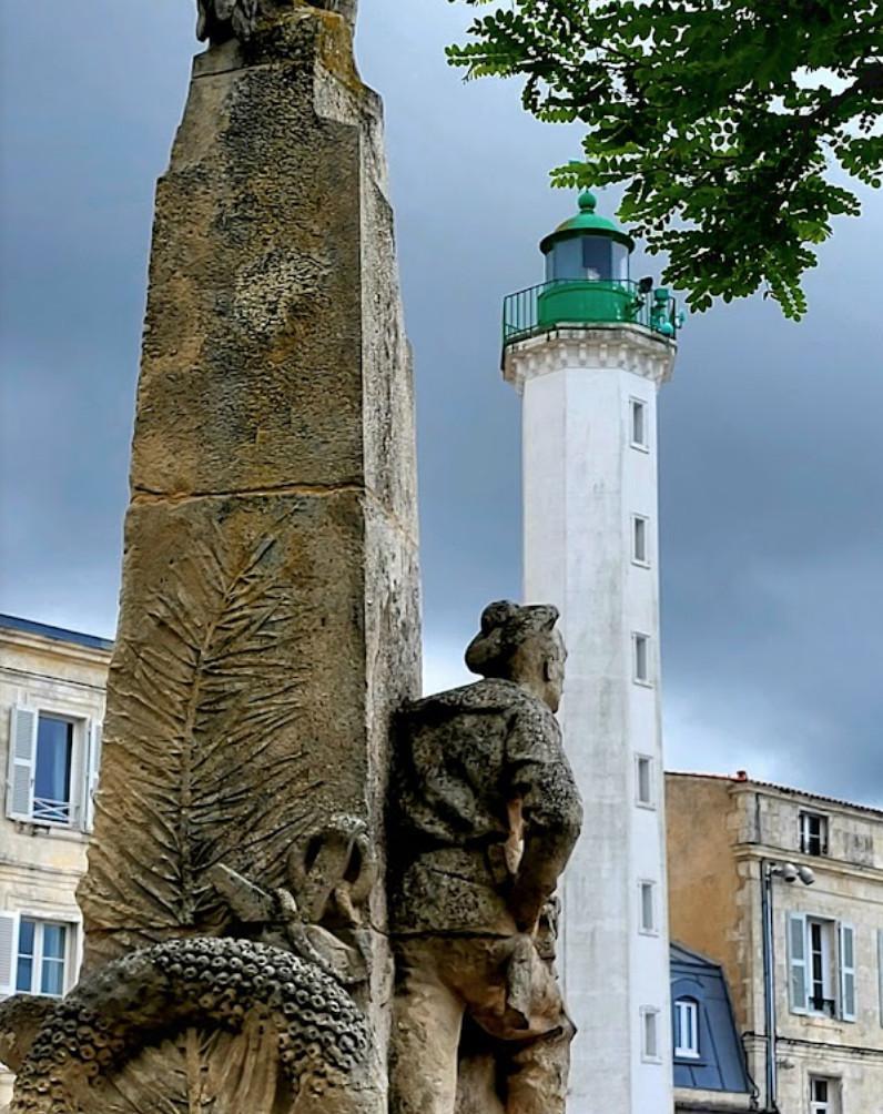 🎧 Le Phare vert du quai Valin