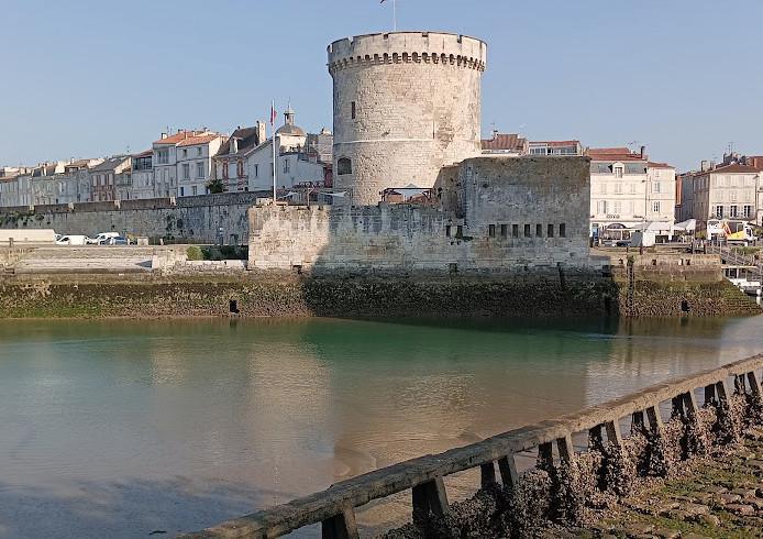 🎧 La Tour de la Chaîne