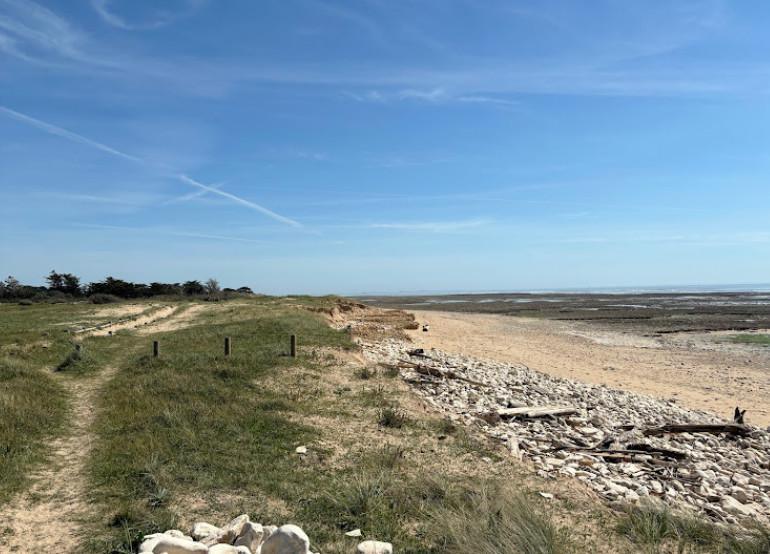 La plage de l’Anse Imbert La plage de l’Anse Imbert