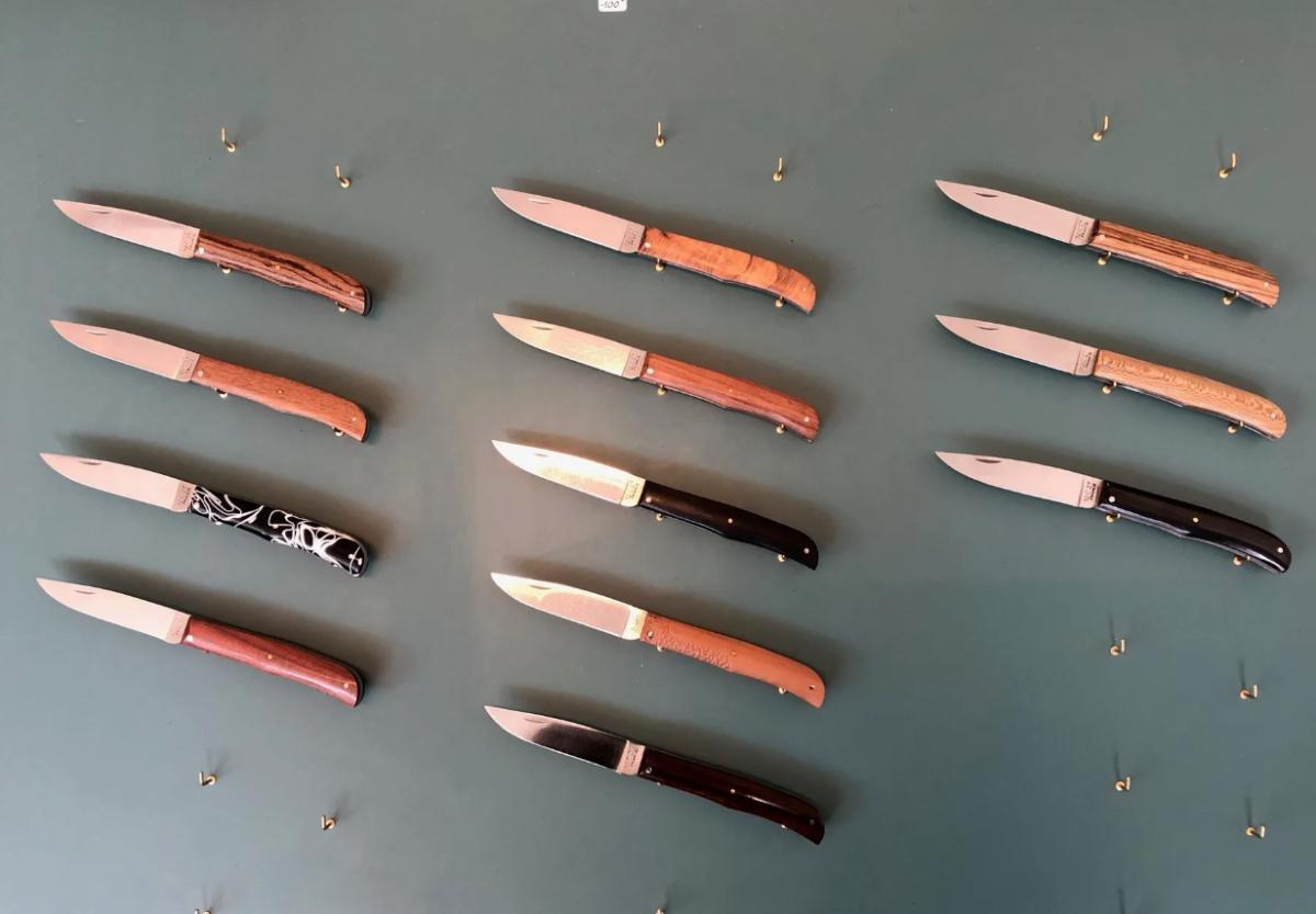 🛠️ Fabrique un couteau pliant haut de gamme – journée complète avec Maxime 🛠️ Fabrique un couteau pliant haut de gamme – journée complète avec Maxime