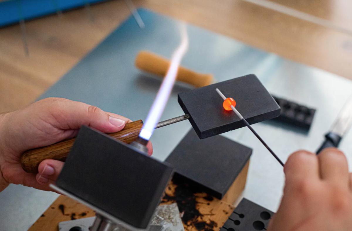 🔥 Initiez-vous au filage du verre en duo avec Pauline 🔥 Initiez-vous au filage du verre en duo avec Pauline