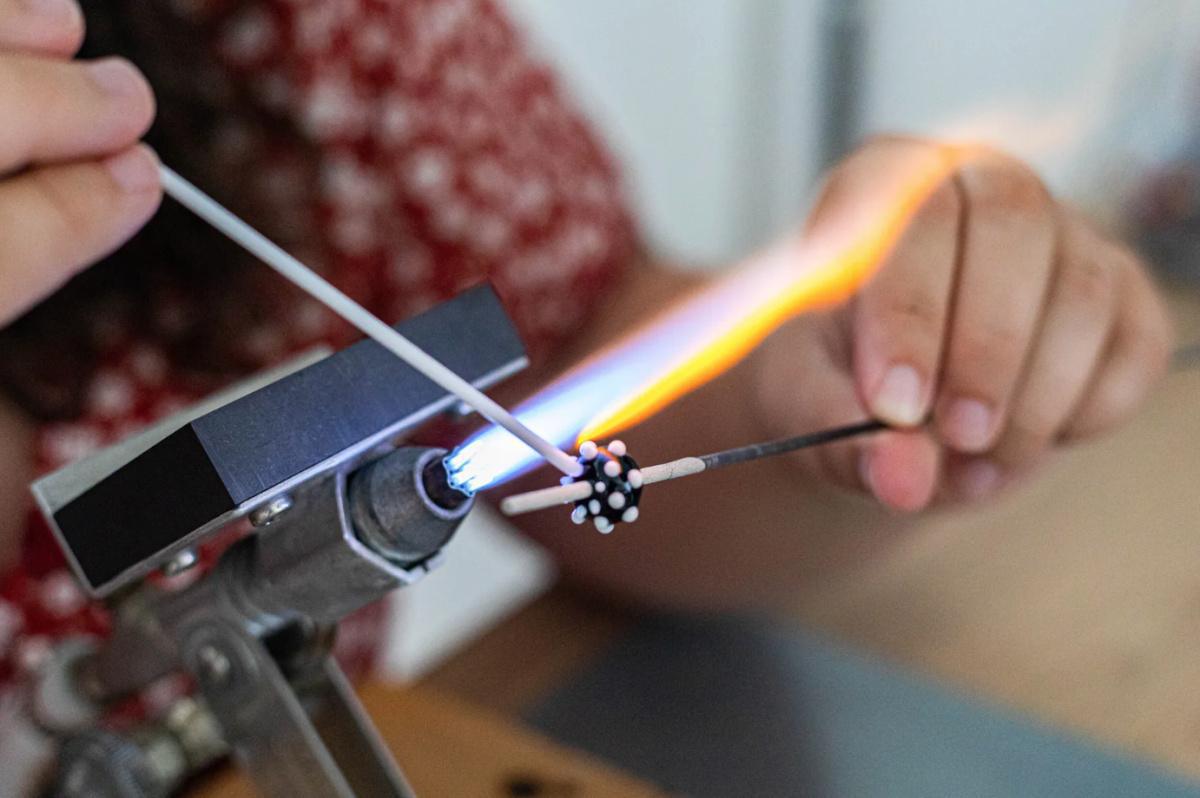 🔥 Initiez-vous au filage du verre avec Pauline 🔥 Initiez-vous au filage du verre avec Pauline