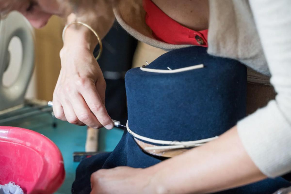 🎩 Créez votre chapeau personnalisé avec Johanne 🎩 Créez votre chapeau personnalisé avec Johanne