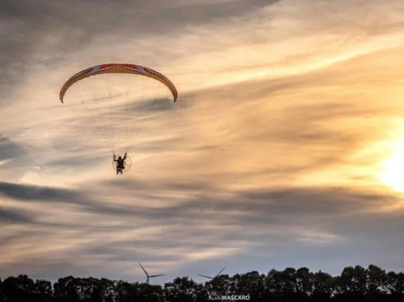 🎈 Baptême de l'air en ULM paramoteur à Arvert 🎈 Baptême de l'air en ULM paramoteur à Arvert