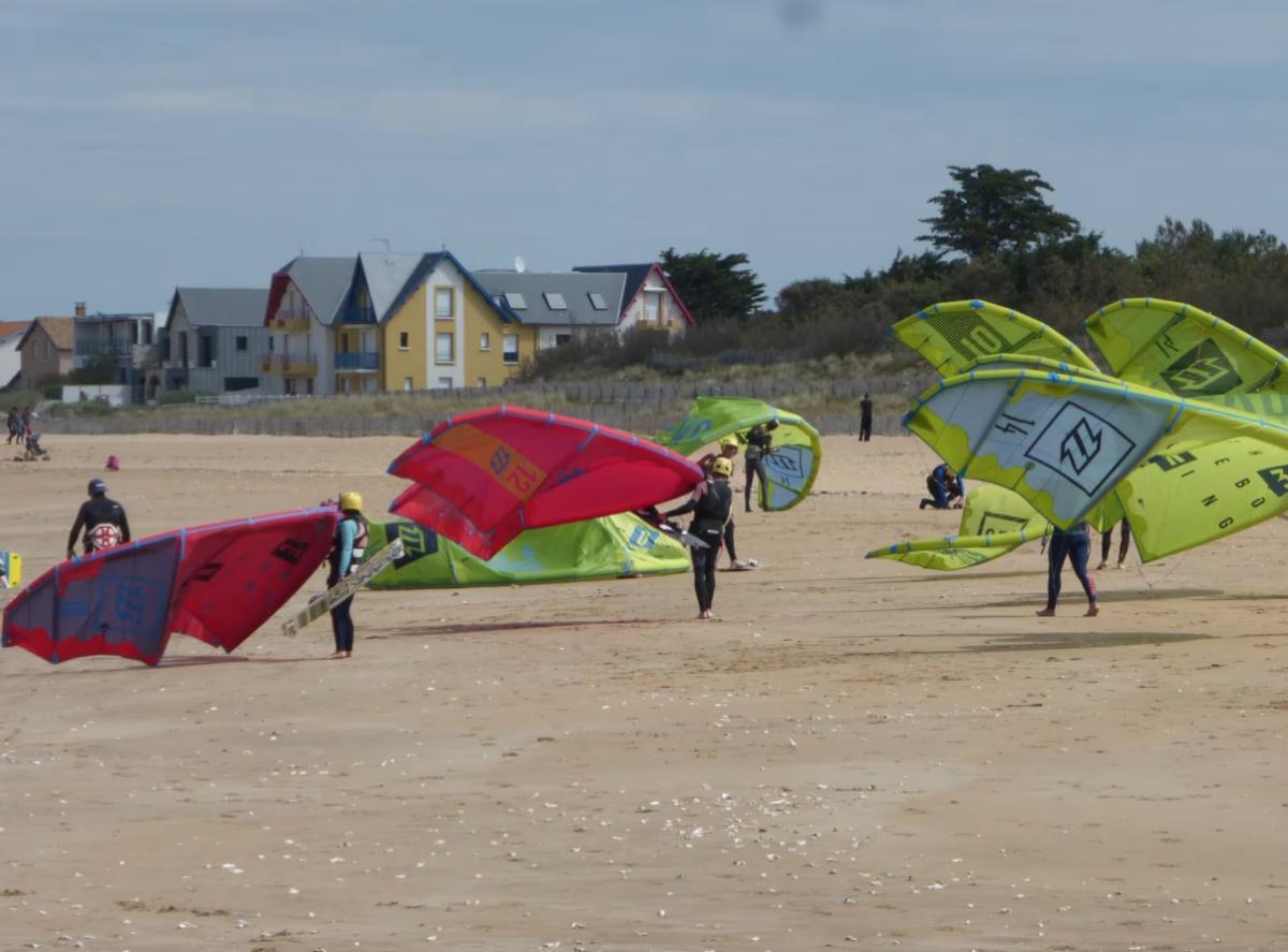 🪁 Cours de kitesurf à Châtelaillon-Plage près de La Rochelle 🪁 Cours de kitesurf à Châtelaillon-Plage près de La Rochelle