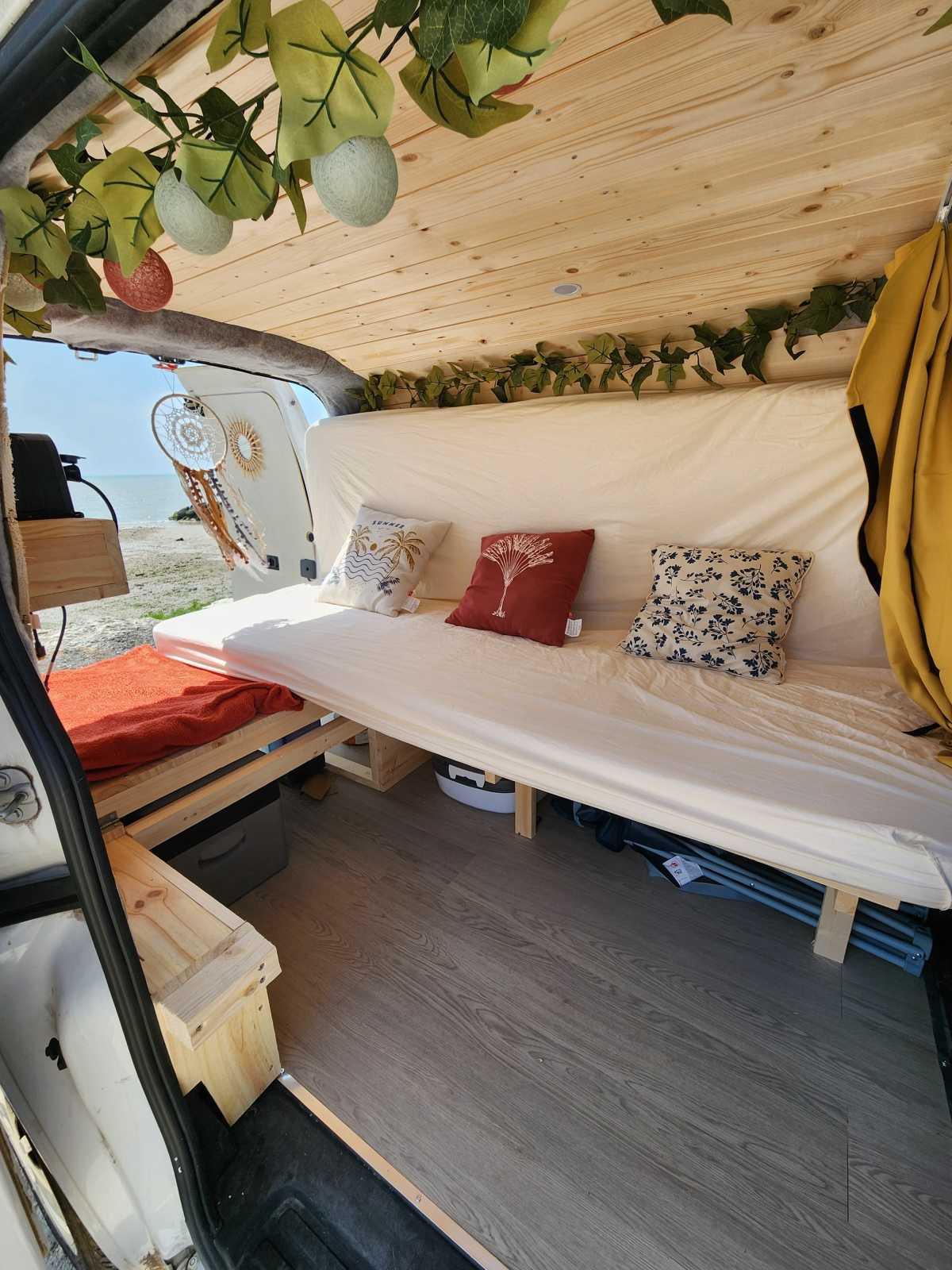 100 € le week-end en van aménagé avec Evasion Nomade
