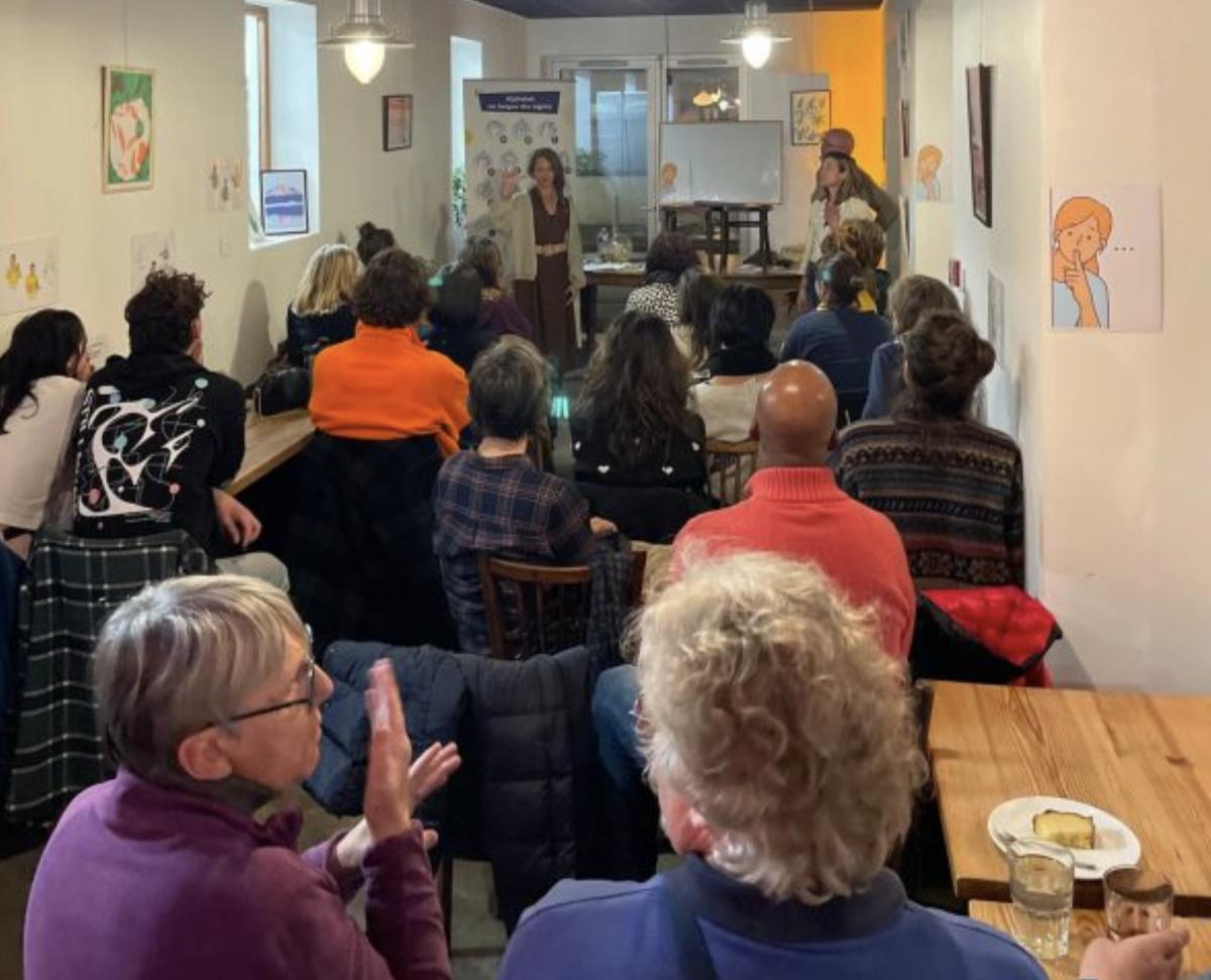 Atelier "Osez Signer !" aux Cabanes Urbaines Atelier "Osez Signer !" aux Cabanes Urbaines