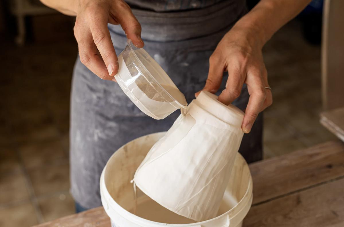Atelier modelage d'abat-jour en porcelaine 