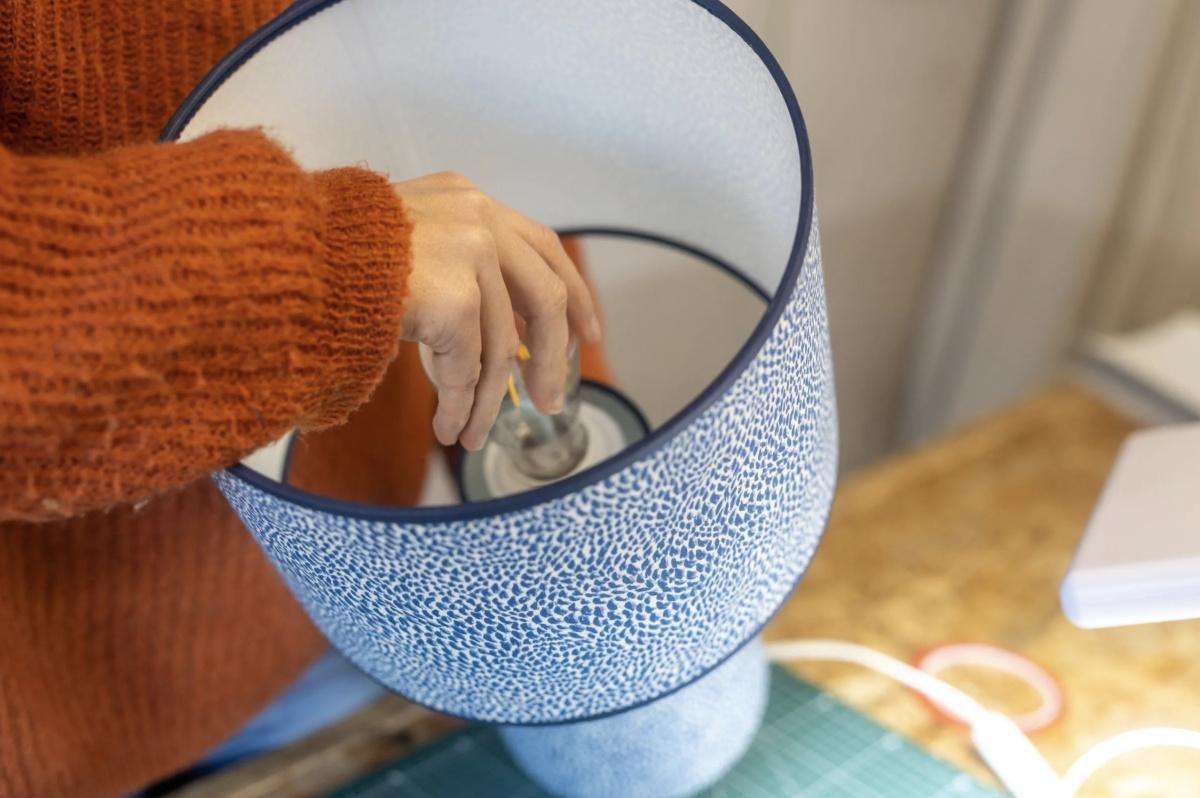 Atelier fabrication de lampe à Angoulins