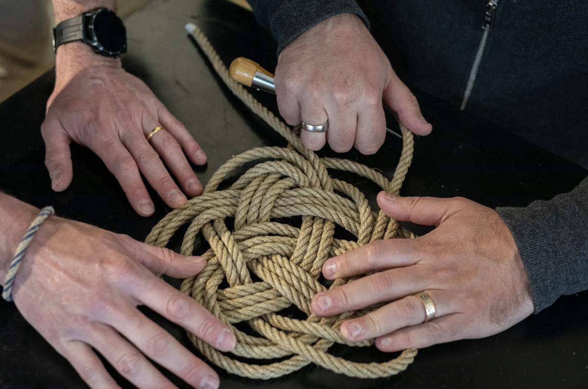 Atelier dessous de plat en nœud marin à Saint-Vivien