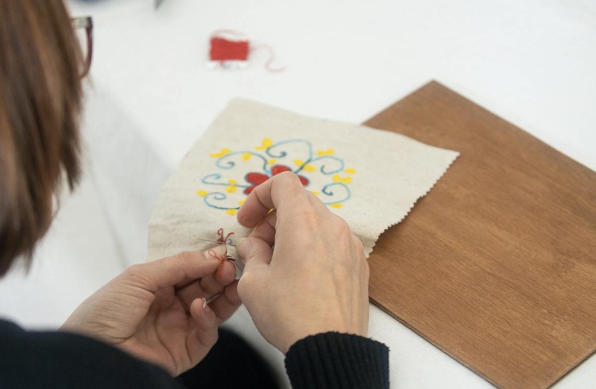 Initiez vous à la broderie avec Laurence Initiez vous à la broderie avec Laurence