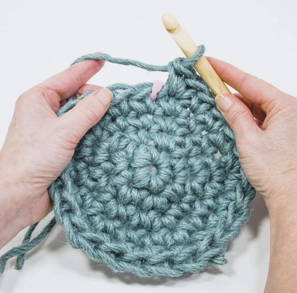 Atelier Adulte - Initiation au Crochet à Cultura Puilboreau Atelier Adulte - Initiation au Crochet à Cultura Puilboreau