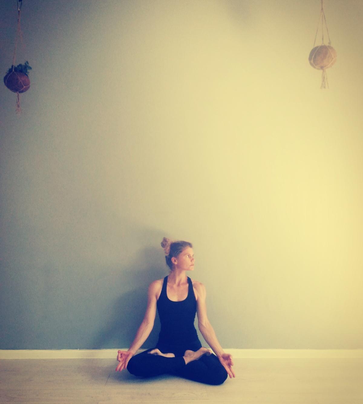 Emilie Millie Yoga — La Rochelle