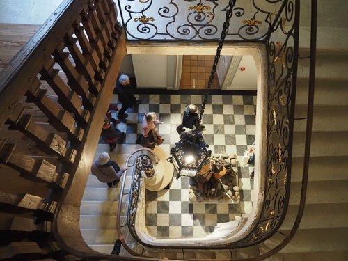 Théâtre Yoga, un parcours entre homme et nature au musée du Nouveau Monde Théâtre Yoga, un parcours entre homme et nature au musée du Nouveau Monde