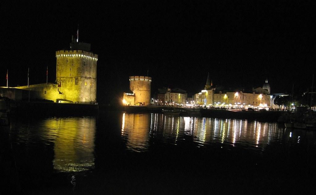 Noël à La Rochelle 2026 : marché de Noël, dates et où dormir pour un week-end de fêtes Noël à La Rochelle 2026 : marché de Noël, dates et où dormir pour un week-end de fêtes