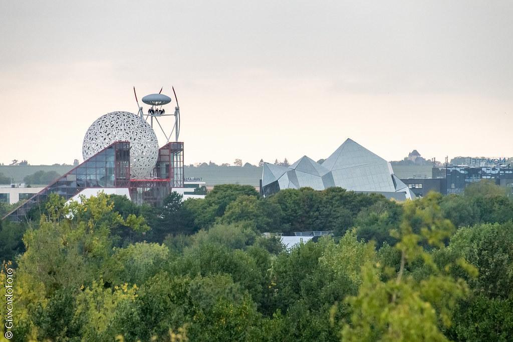 Futuroscope depuis La Rochelle : trajet, Nuits magiques 2026, 40 ans en 2027 et où dormir Futuroscope depuis La Rochelle : trajet, Nuits magiques 2026, 40 ans en 2027 et où dormir