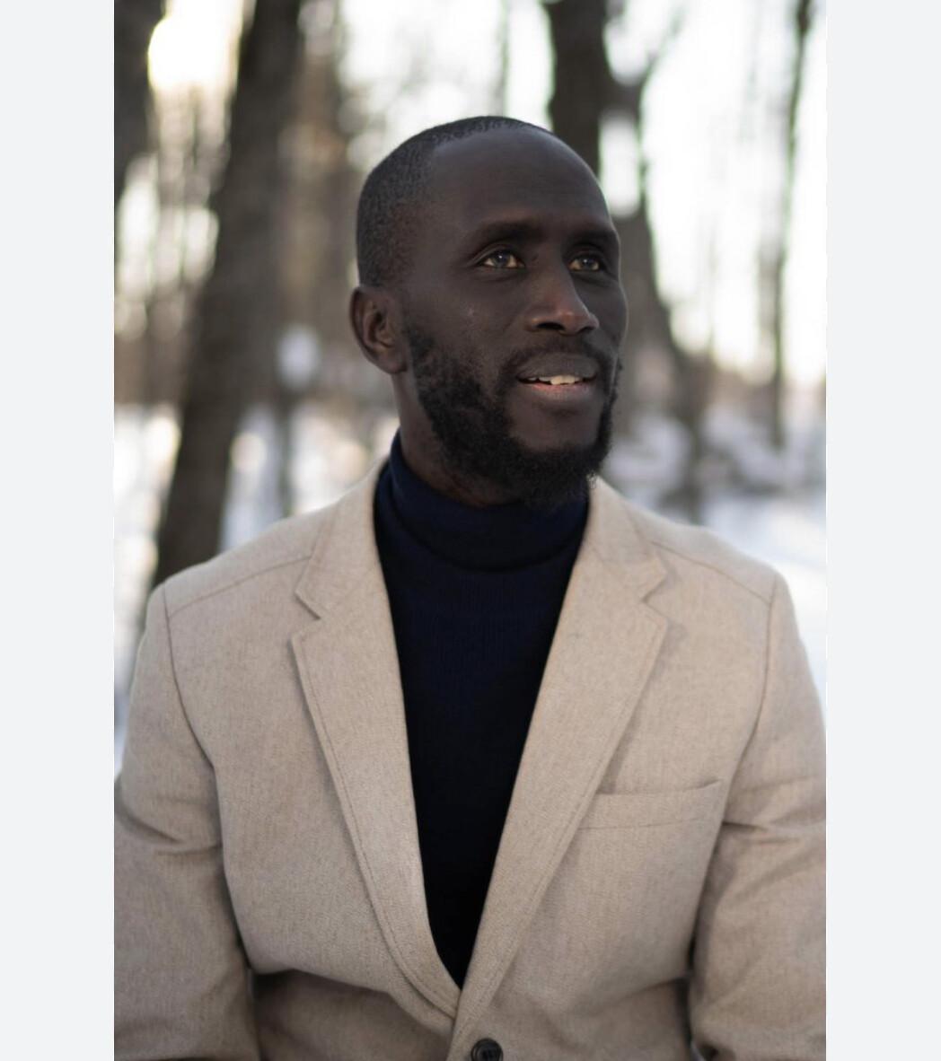 Mouhamédoul Niang Promoted to Professor of French and Francophone studies at Colby College