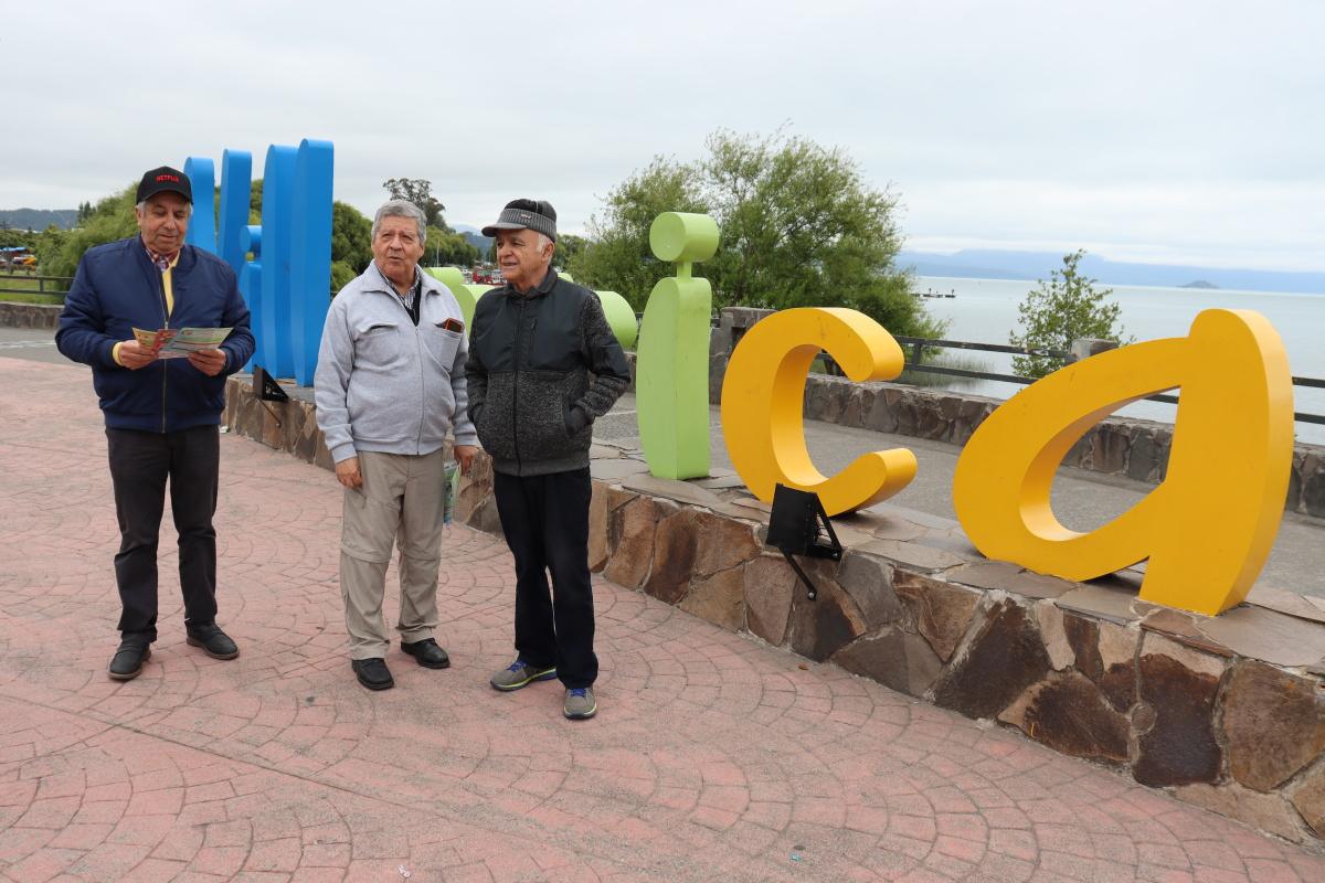 Acopucón entrega información a las comunidades de Villarrica y Pucón