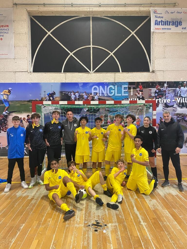 Notre équipe de Futsal est Championne d'Académie 2024-2025