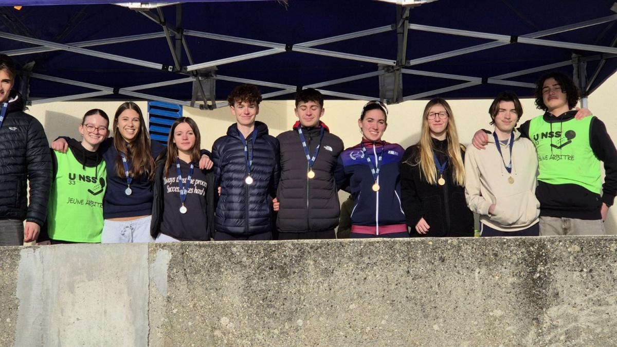 Sauveteurs, Triathlètes et Nageuses unis par les Passions Sauveteurs, Triathlètes et Nageuses unis par les Passions