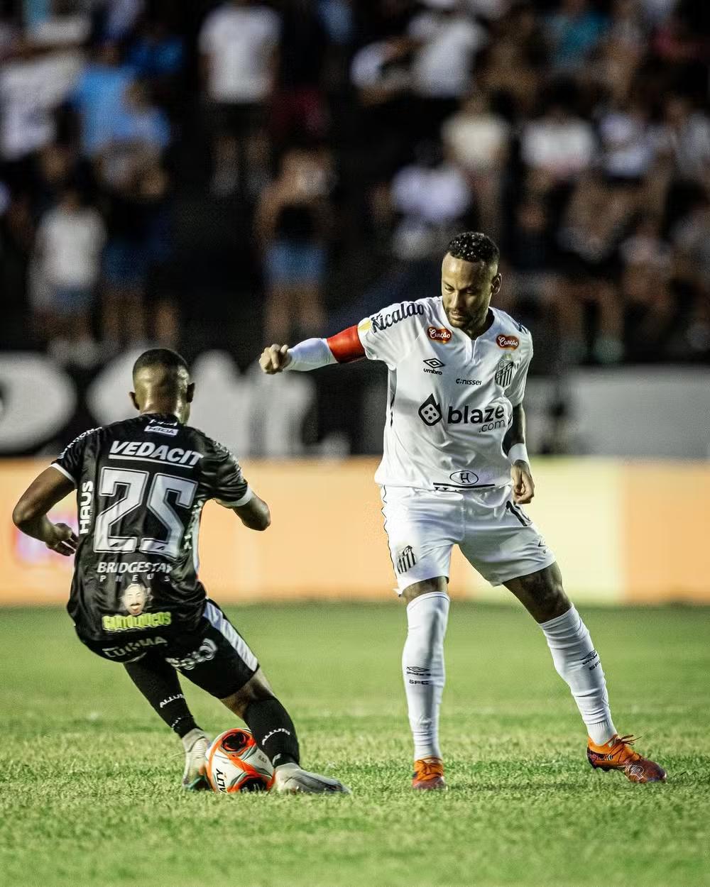 Neymar ganha ritmo, atua os 90 minutos e impulsiona o Santos no Paulistão
