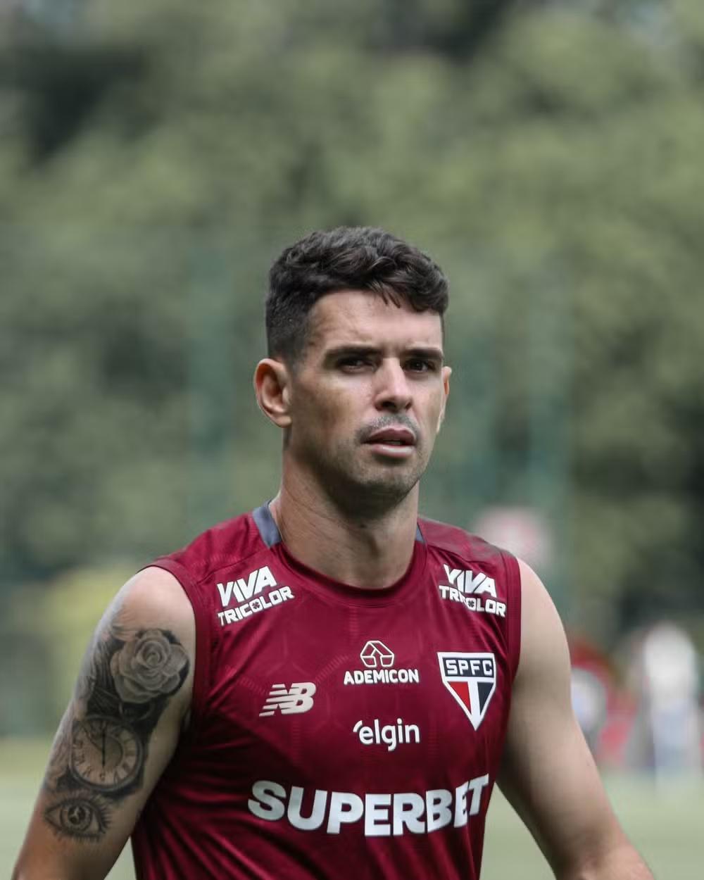 São Paulo sofre baixas para estreia: Oscar tem lesão muscular e se junta a Lucas Moura como desfalque