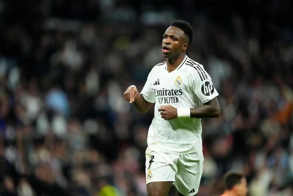 Vini Jr. alcança marca histórica e empata com Ronaldo como maior goleador brasileiro do Real Madrid