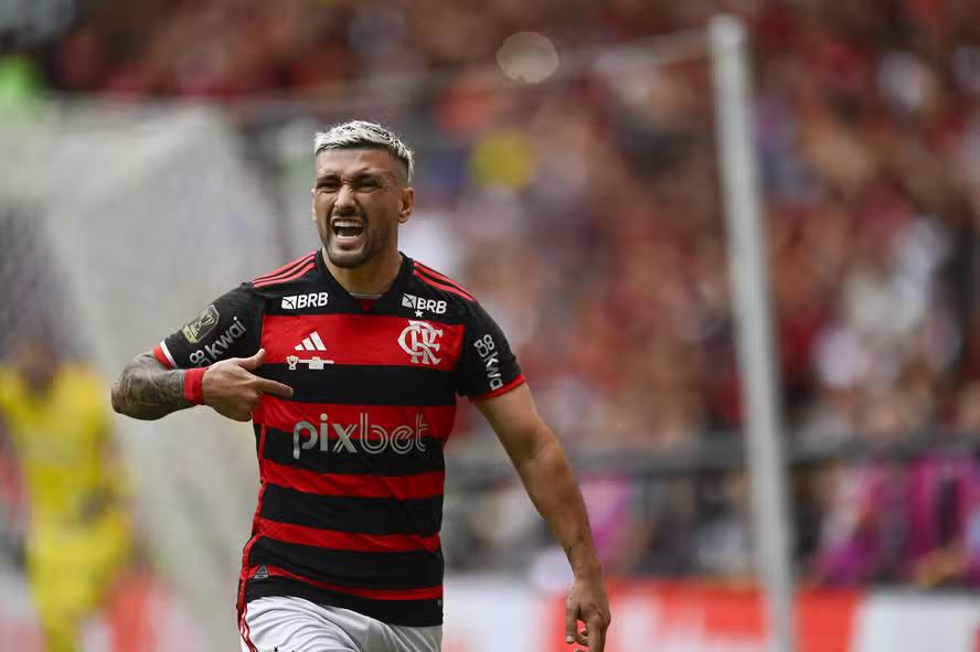 Presença estrangeira cresce no Brasileirão, que registra marca histórica em gols