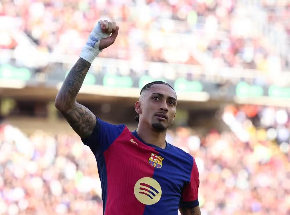 Al-Hilal tenta seduzir Raphinha com proposta bilionária, segundo jornal espanhol