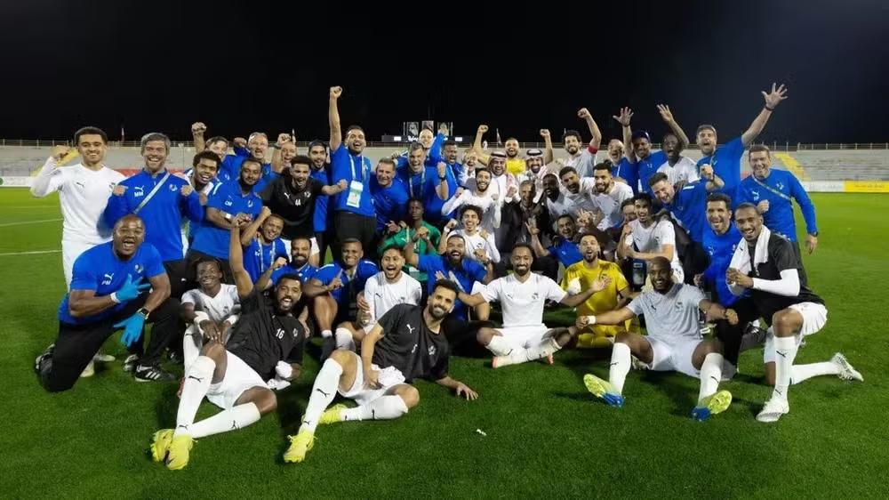Clube de cidade futurista ainda em construção conquista vaga na elite do futebol saudita
