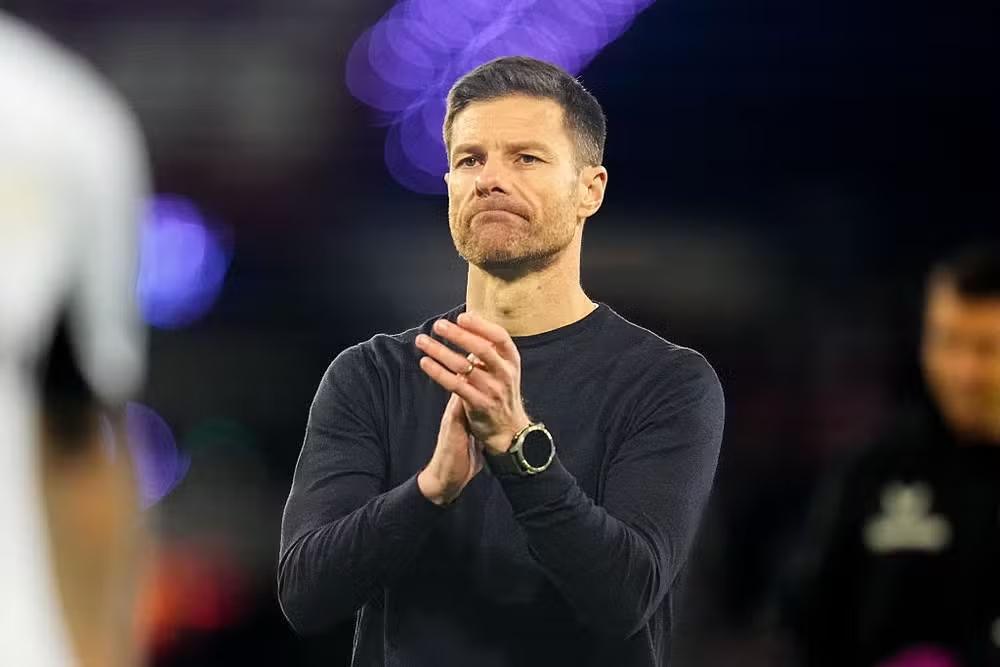 Xabi Alonso já pensa em reforços e mira dois nomes para possível chegada ao Real Madrid