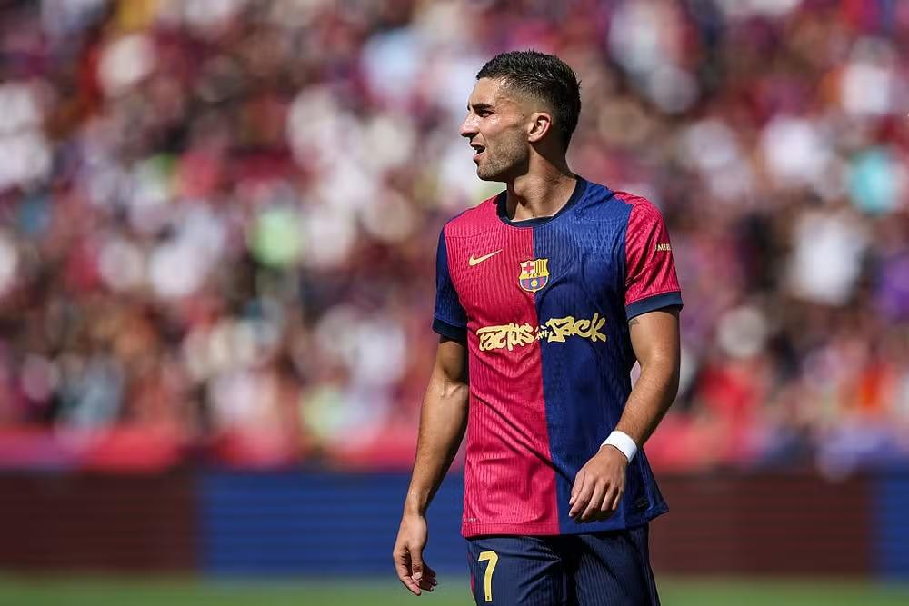 Barcelona perde Ferrán Torres por cirurgia inesperada às vésperas de jogo decisivo