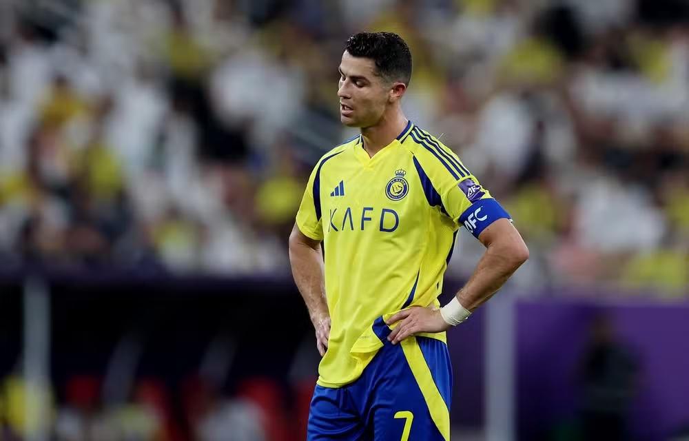 Clube brasileiro entra na disputa por Cristiano Ronaldo e futuro no Al-Nassr fica incerto, aponta jornal espanhol