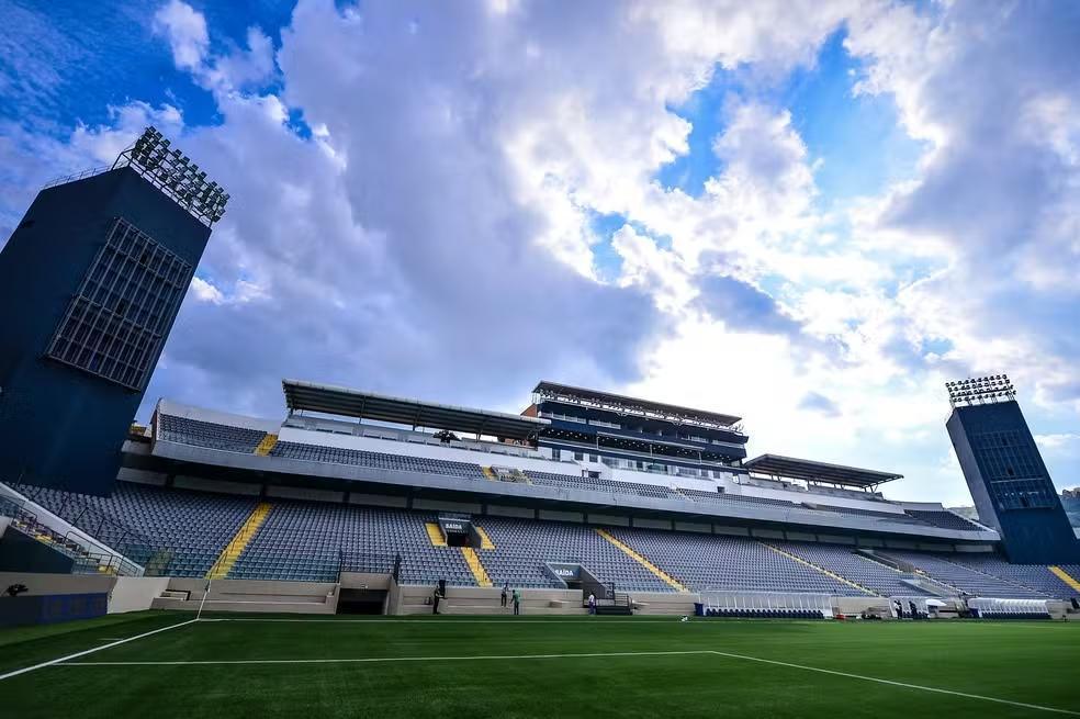 FPF barra Arena Barueri em torneios estaduais, e Leila aponta retaliação por disputa política na CBF FPF barra Arena Barueri em torneios estaduais, e Leila aponta retaliação por disputa política na CBF
