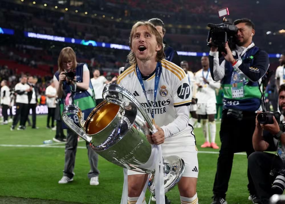 Ídolo merengue, Modrić confirma despedida do Real Madrid após Mundial de Clubes