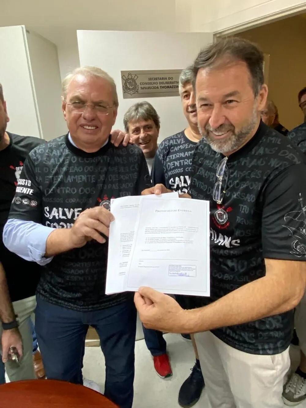 Osmar Stabile assume presidência do Corinthians em meio à crise política