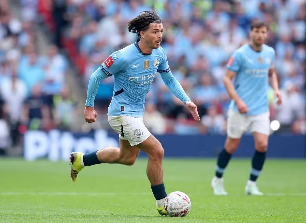 Grealish deve ficar fora do Mundial de Clubes e futuro no City é incerto