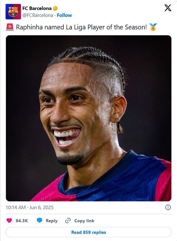 Raphinha é escolhido melhor jogador do ano pela LaLiga