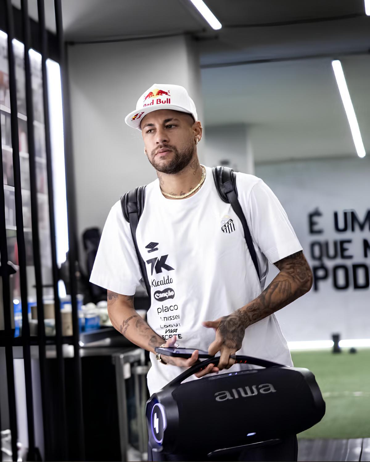 Marcelo Teixeira aposta em permanência de Neymar: "Estamos muito perto de selar um novo acordo"