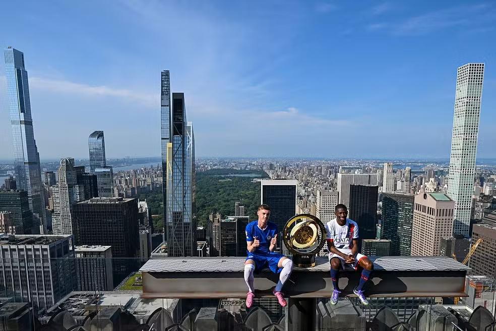 Palmer e Dembélé protagonizam ação da Fifa no alto de Nova York antes de PSG x Chelsea