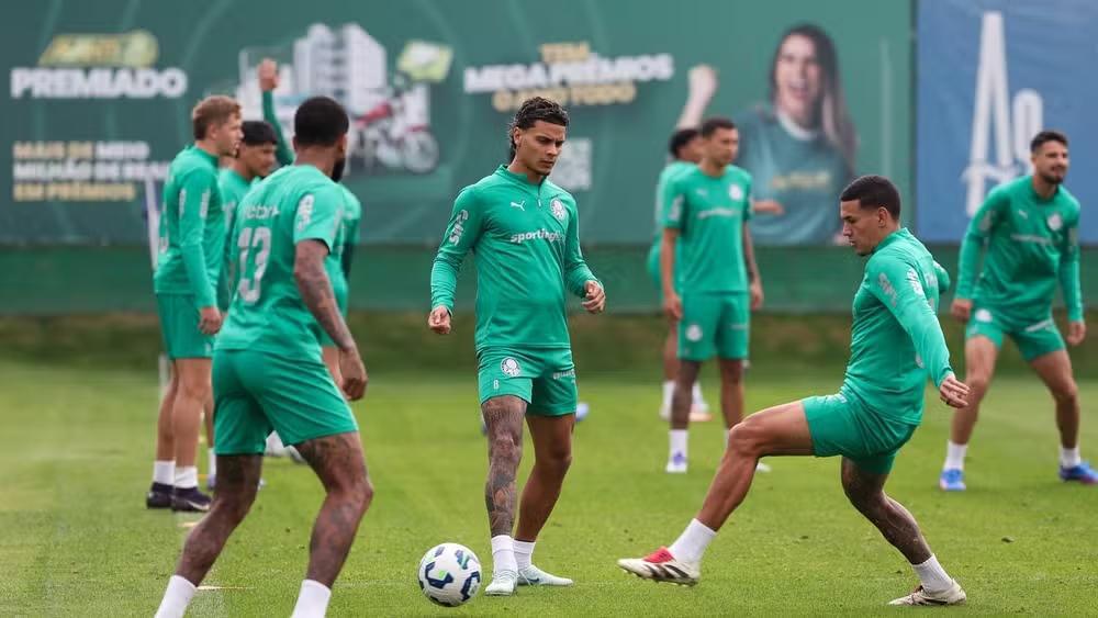 Roma mira contratação de Richard Ríos e negocia com o Palmeiras