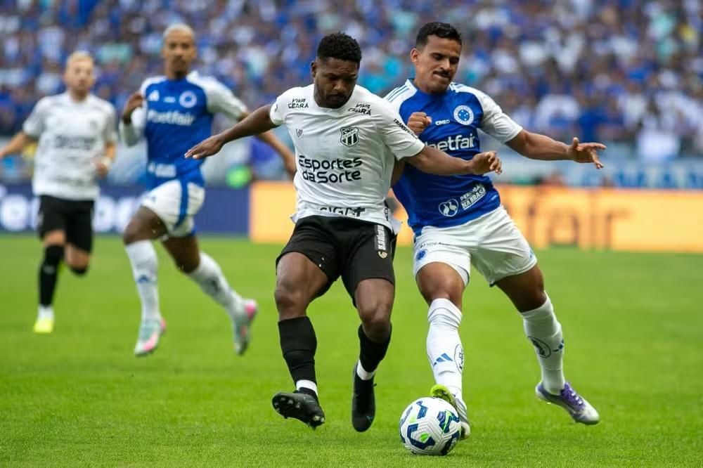 Cruzeiro sofre primeira derrota no Mineirão e perde sequência invicta na temporada