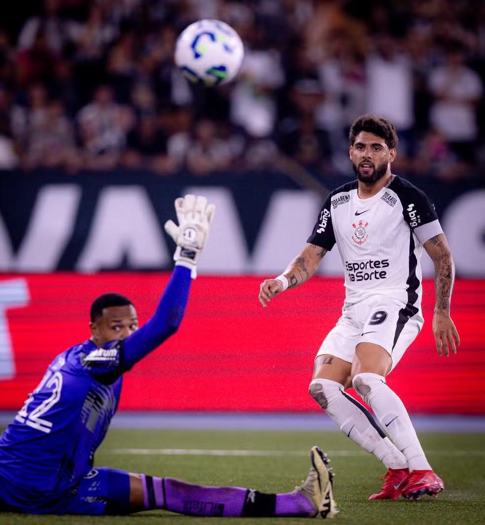 Yuri Alberto celebra volta ao gramado e mira clássico completo diante do Palmeiras