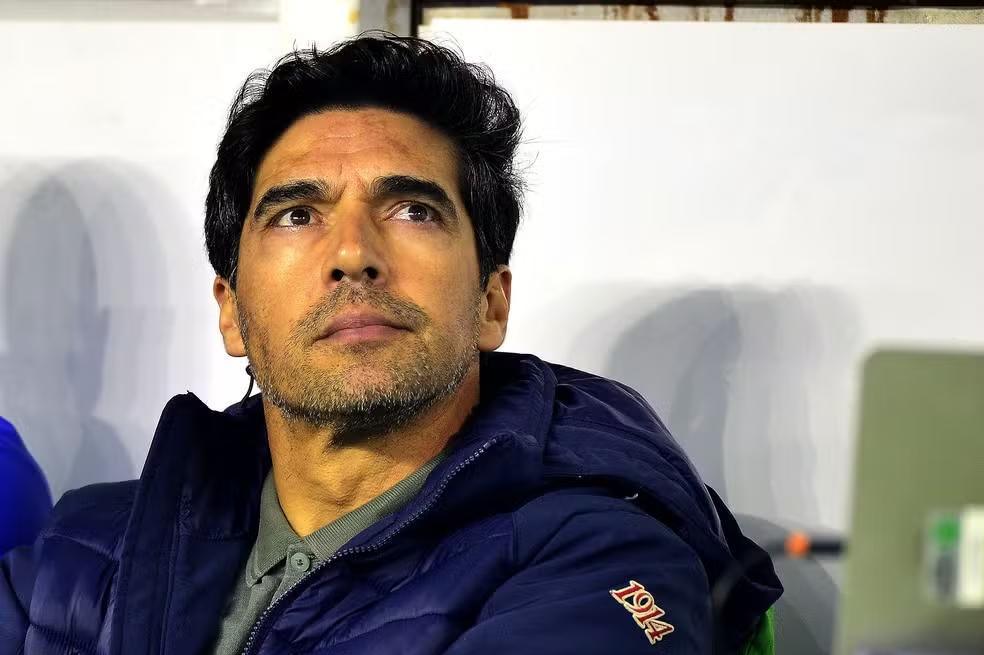 Palmeiras e Al-Sadd chegam a entendimento e encerram disputa judicial envolvendo Abel Ferreira