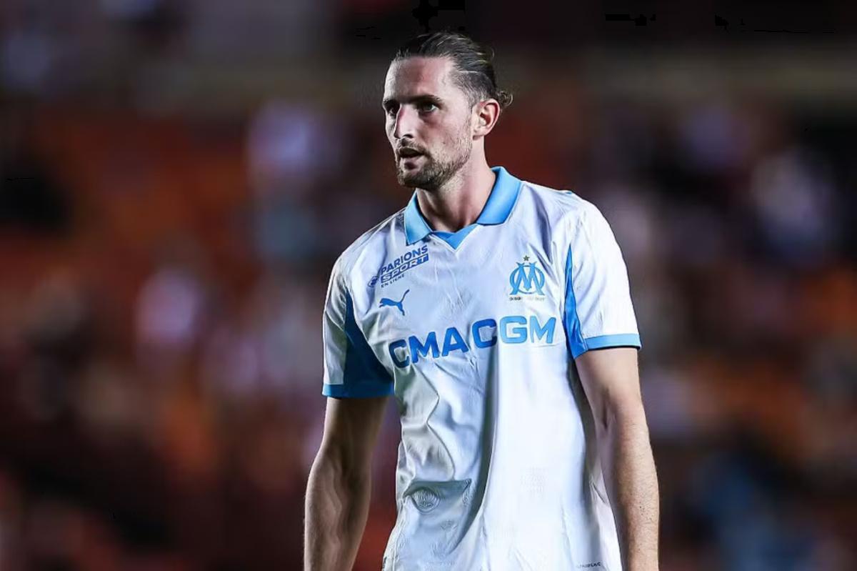 Olympique afasta Rabiot e Rowe após confusão no vestiário