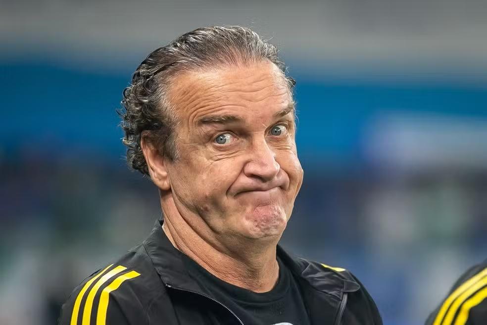 Atlético-MG anuncia saída de Cuca após derrota para o Cruzeiro Atlético-MG anuncia saída de Cuca após derrota para o Cruzeiro